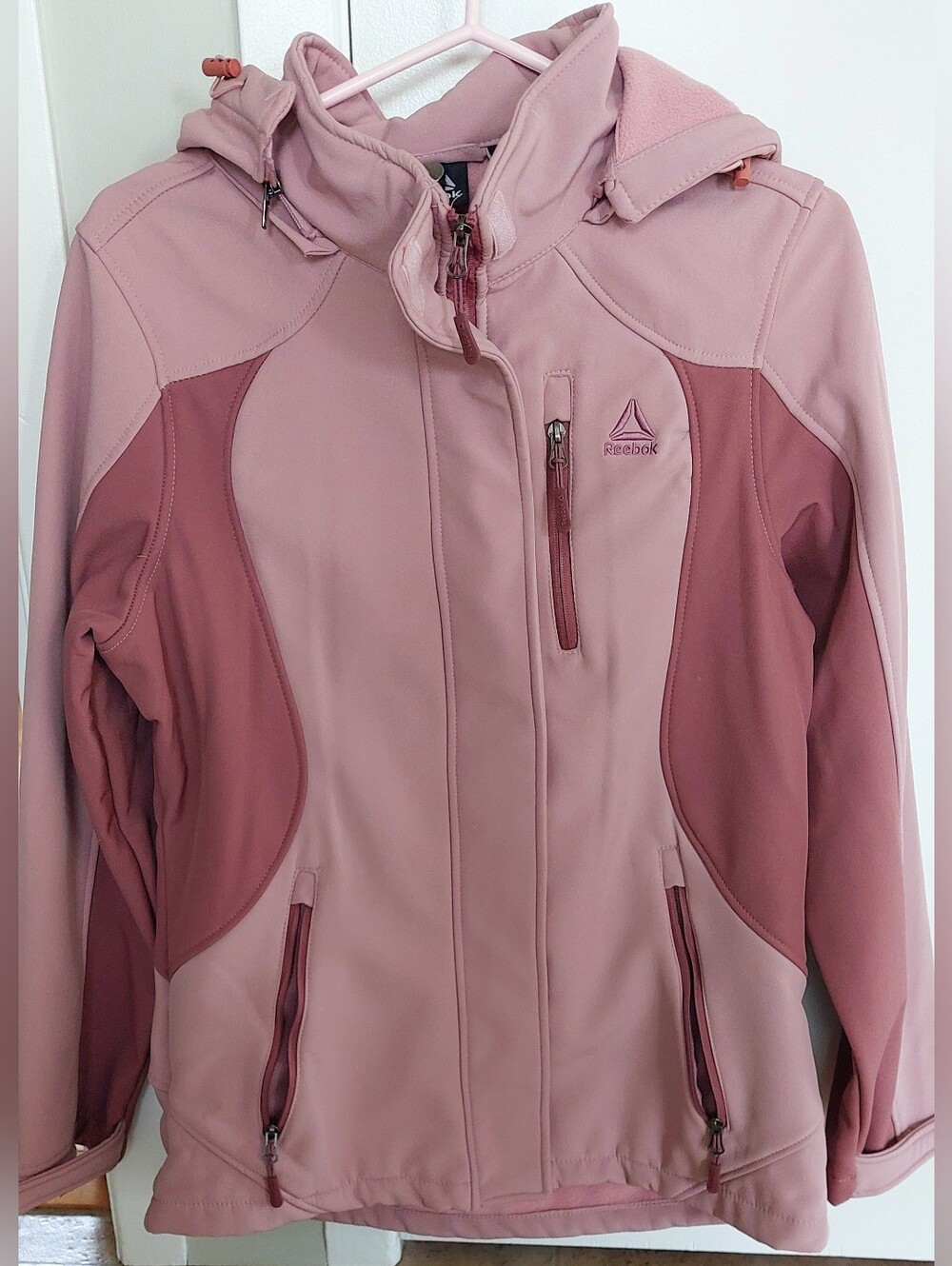 REEBOK Women's Softshell Active Jacket Full Zip Dusty Rose - Size Small